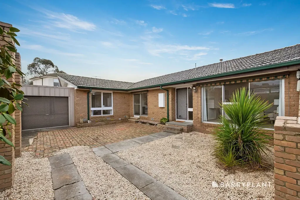Bundoora 3Kwarto Family Comfort, Endless Potential in a Prime Bundoora Location