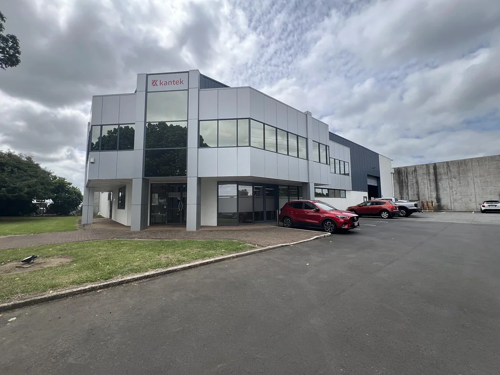 East Tamaki 1,196sqm industrial facility | Cryers Road