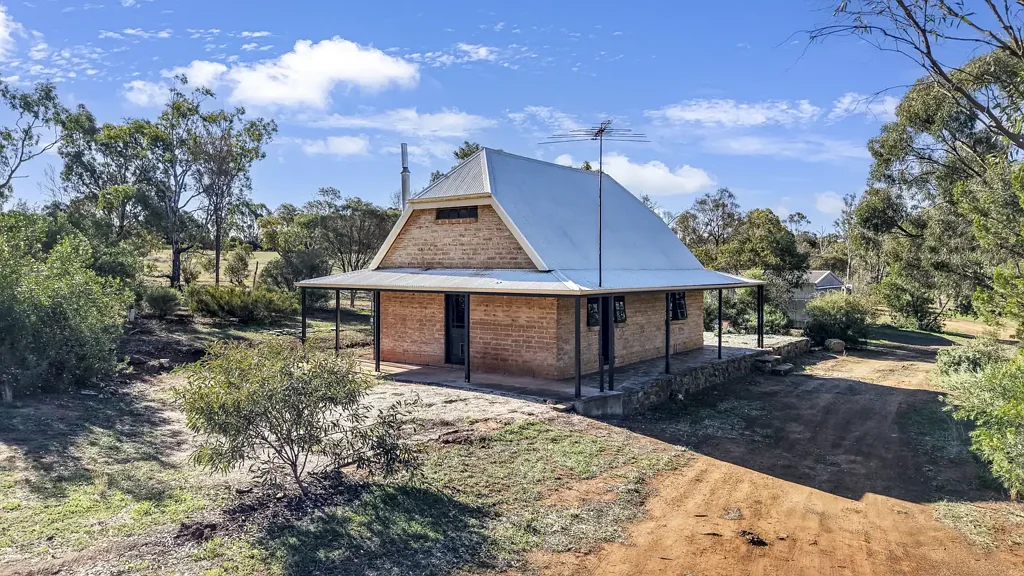 42 Klemm Road, Kapunda, SA 5373