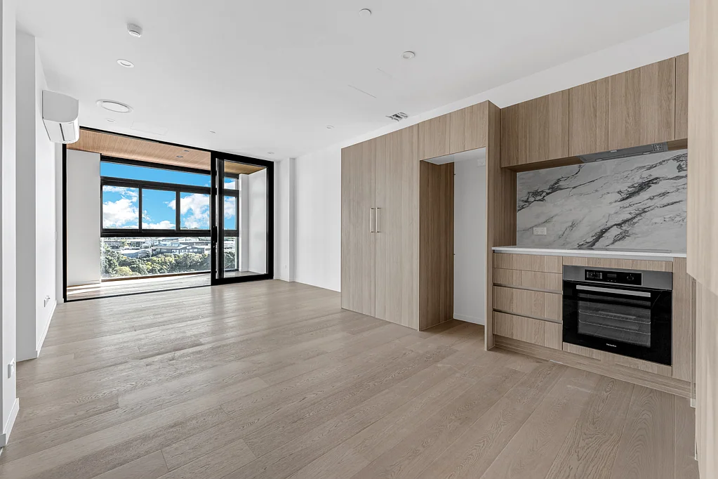 Takapuna 1部屋 1-Bed, Study, Carpark + Winter Garden in Takapuna!
