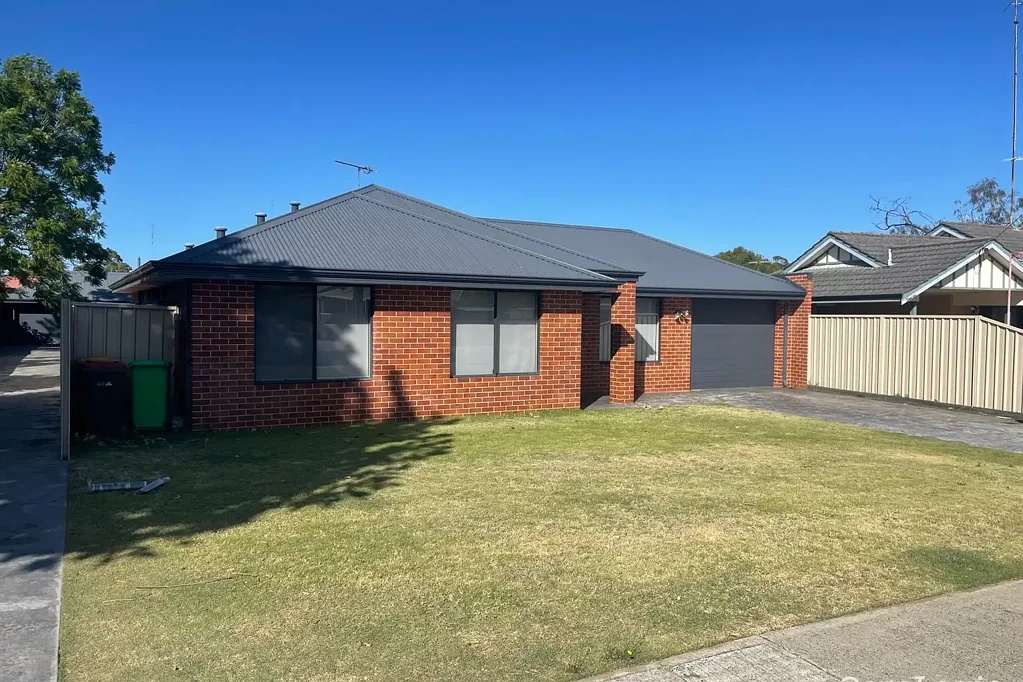 2a Lowe Street, Carey Park, WA 6230