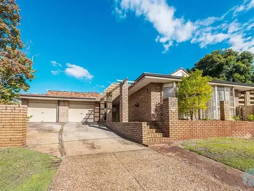 Lovely Home for Family and Pets