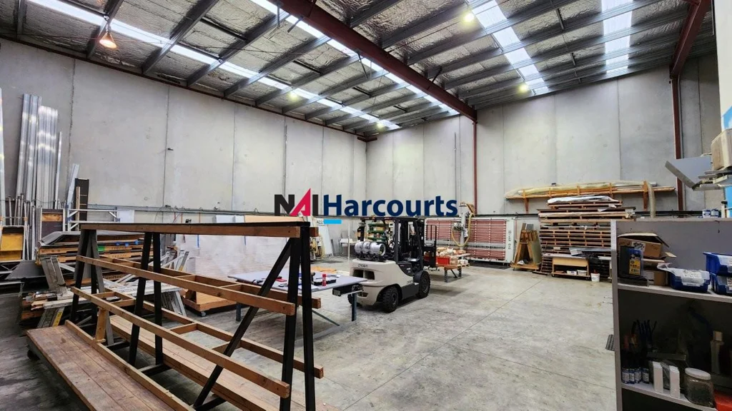 Henderson Outstanding Industrial Unit!