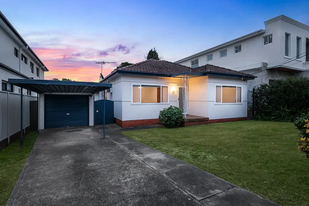 3 Wall Avenue, Panania, NSW 2213