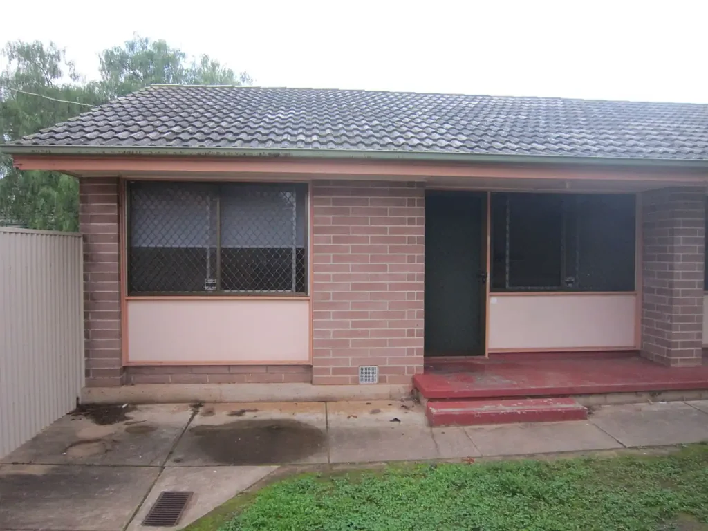 ONE BEDROOM UNIT