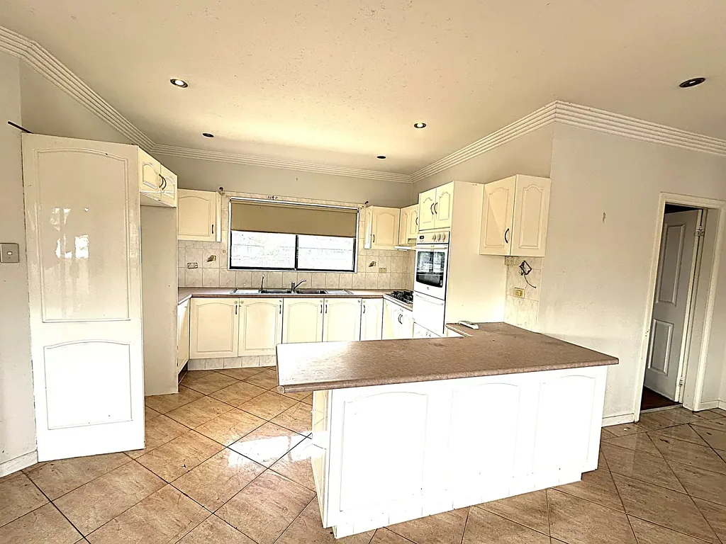 Private 2 Bedroom Apartment-Style Residence