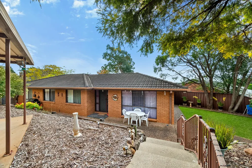 13 Boythorn Avenue, Ambarvale, NSW 2560