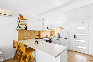 Kusina - 2/76 Dutton Street, Coolangatta, QLD 4225