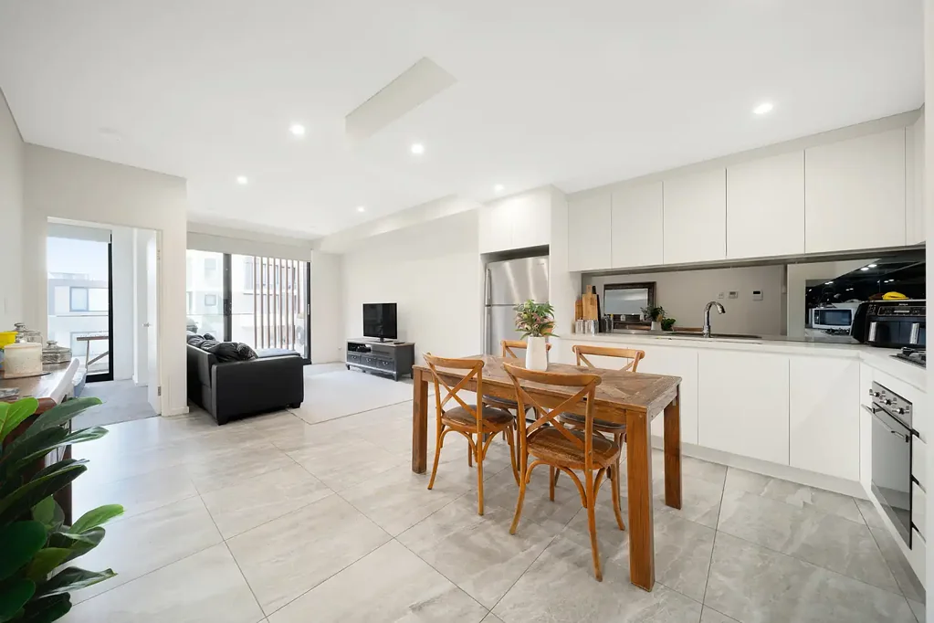 Homebush 2બેડરૂમ Spacious & Contemporary Living in the 'Enia' Complex | 2 Bed in the heart of Homebush with Entertainer's Balcony
