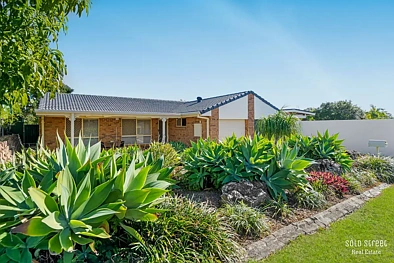 Oxenford 3 Slaapkamer SOLD BY TENNILLE @ SOLD STREET!