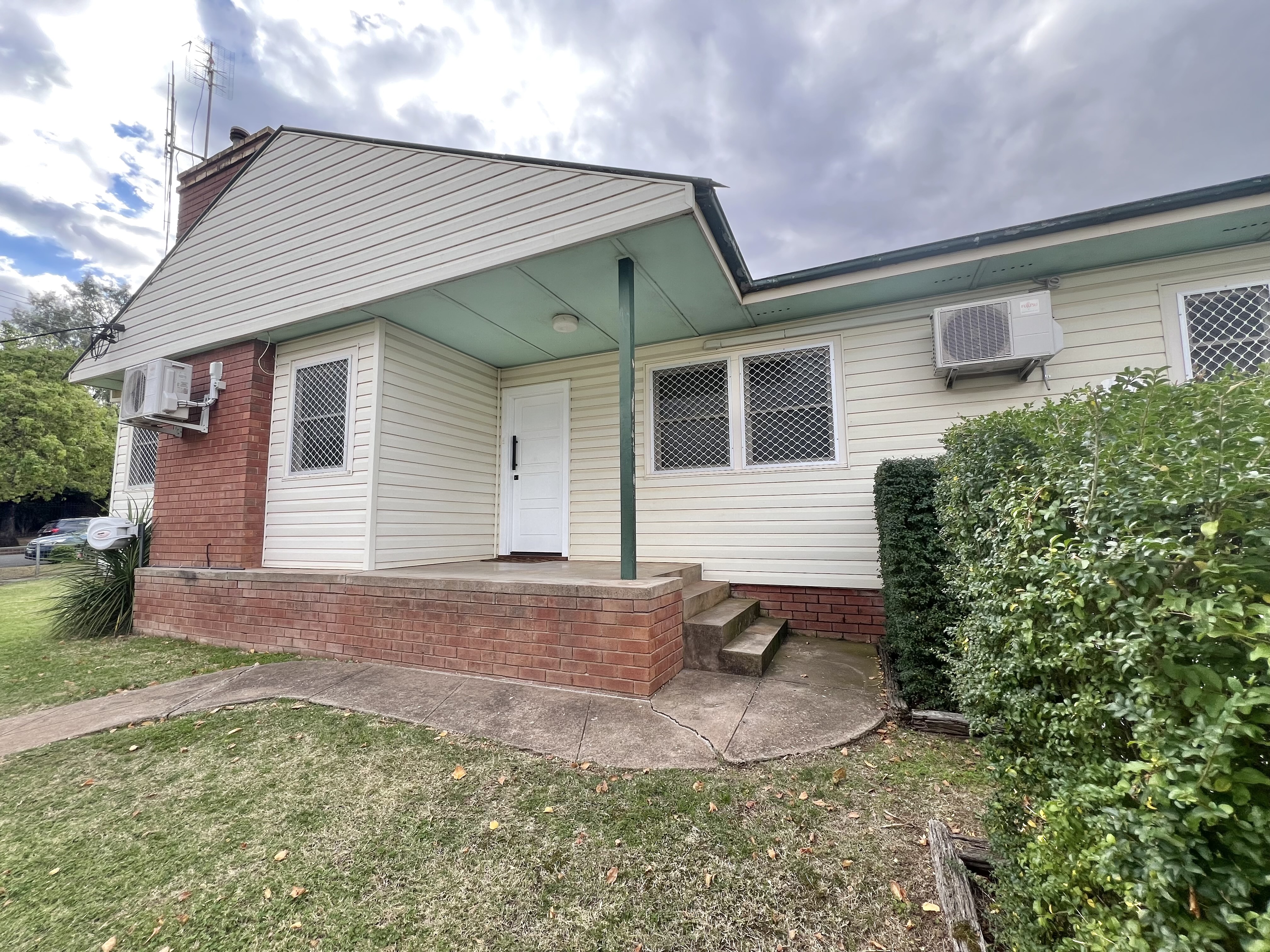 1 ALBERT ST, PARKES NSW 2870, 0 habitaciones, 0 baños, House