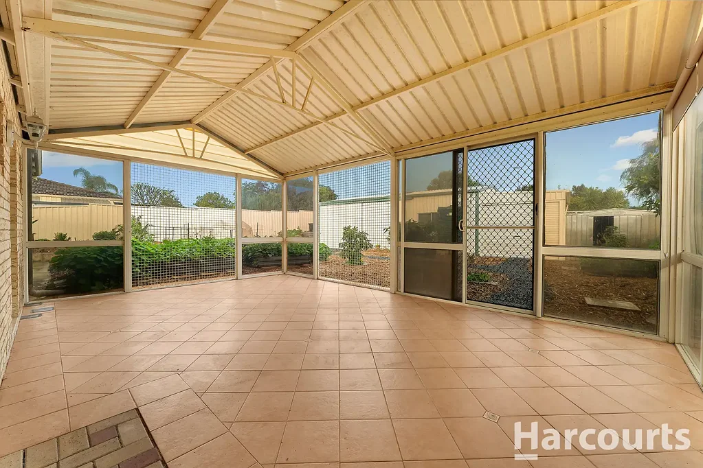 Halls Head 4 Bedroom Big Block, Big Shed, Great Neighbourhood