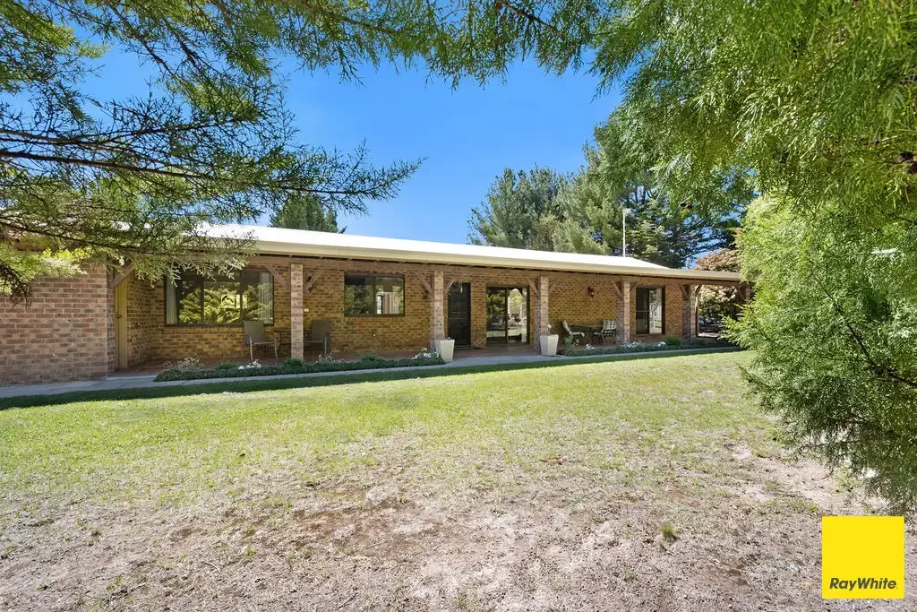 28 Merino Vale Drive, Wamboin, NSW 2620