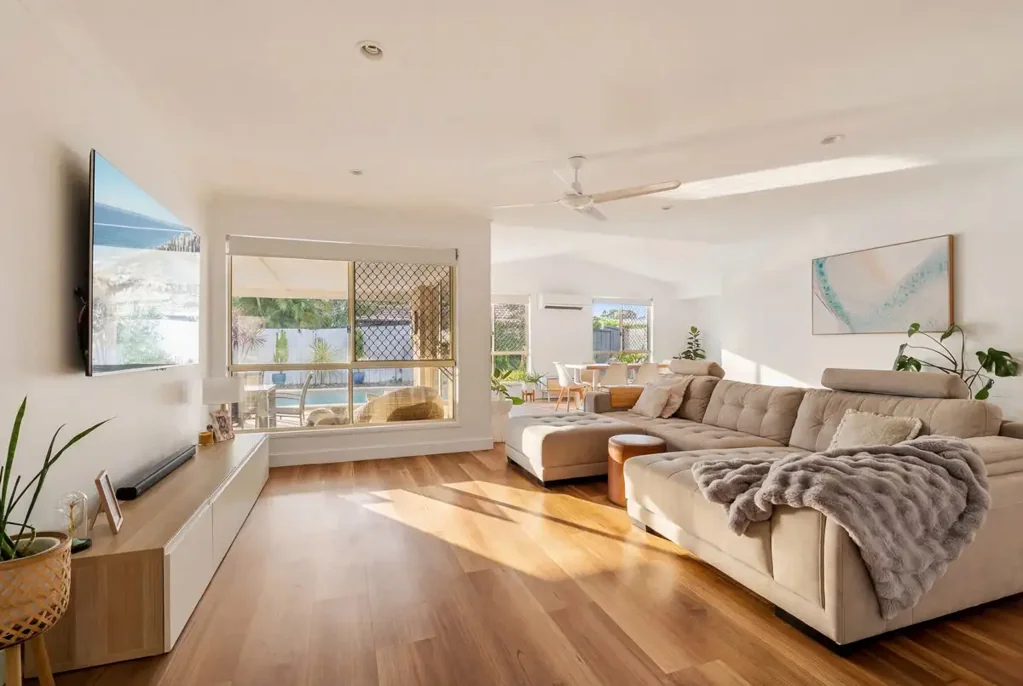 27 Ottelia Drive, Elanora, QLD 4221