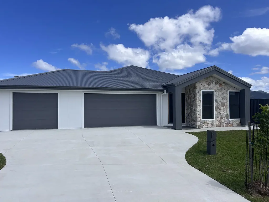 Coffs Harbour 5Kwarto BRAND NEW / PERFECT INVESTMENT