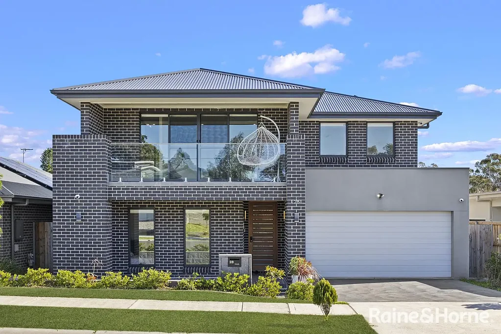 Bradbury 5침실 Spacious Family Living with Five Bedrooms, Five Ensuites and Multiple Living Areas