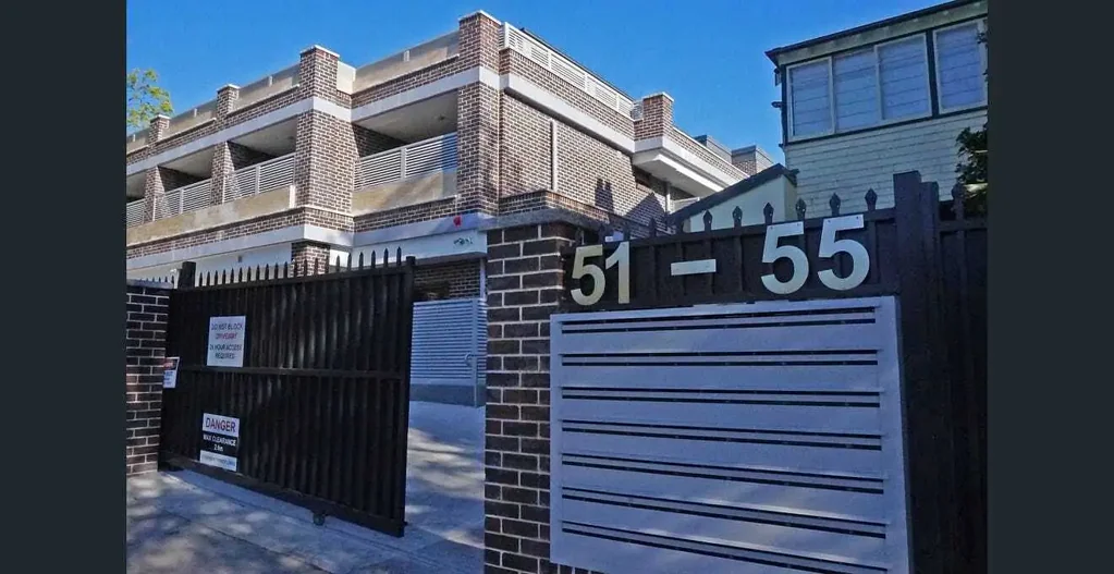 Fully Furnished Studio with Water & Gas Included