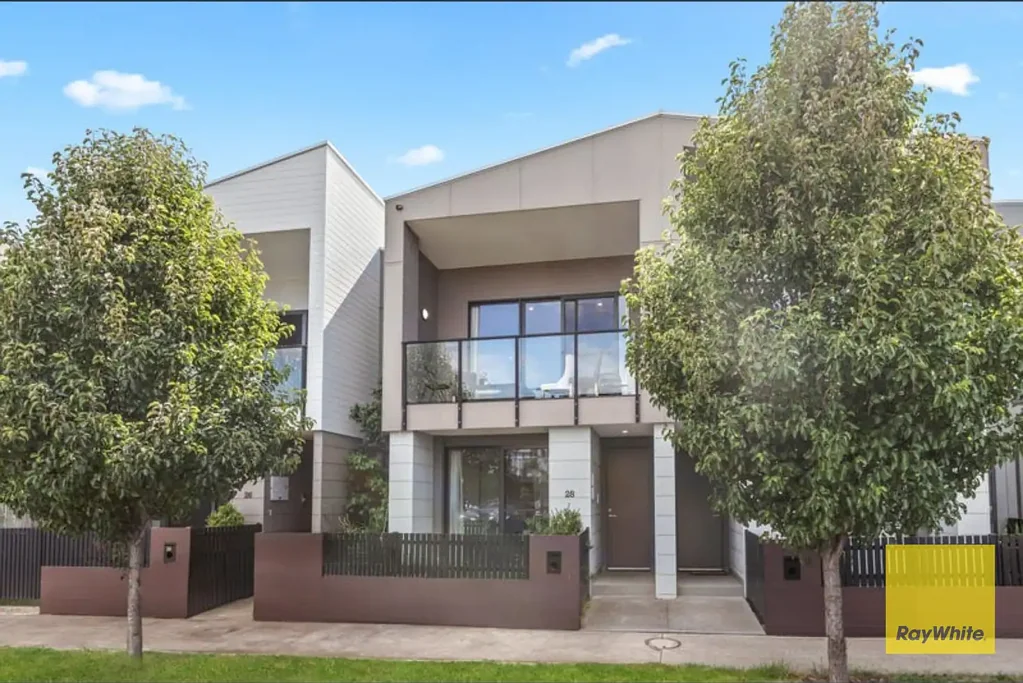Modern Family Living in a Prime Point Cook Location
