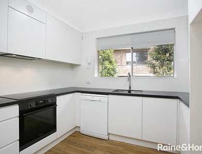 3/30 Burdett Street, Hornsby, Upper North Shore, 2 chambres, 1 salles de bain, Apartment