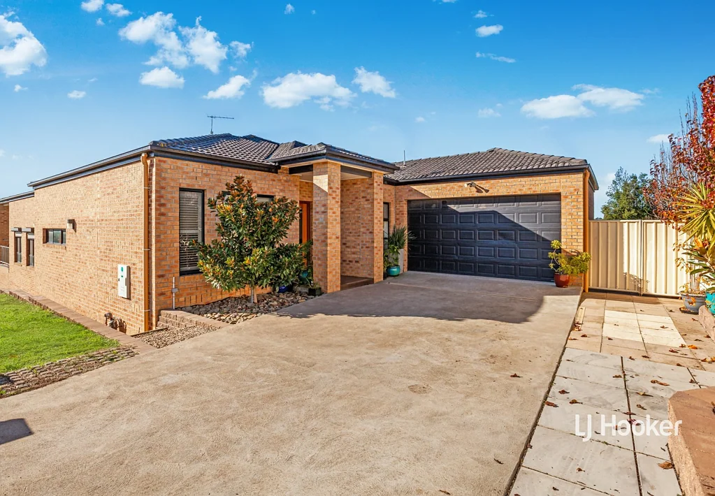 6 James Close, Kilmore, VIC 3764