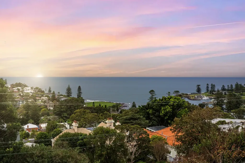 Kiama 4Phòng ngủ Marque Scenic Property on Double Sized Block