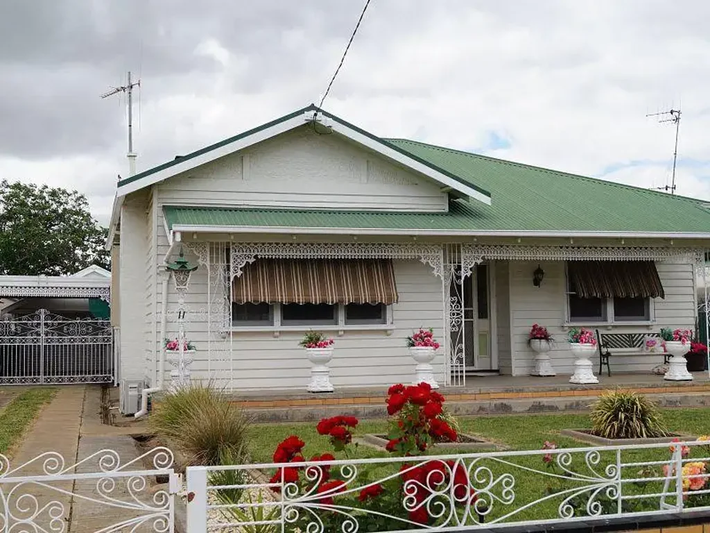 11 WEDDELL STREET, Shepparton, VIC 3630
