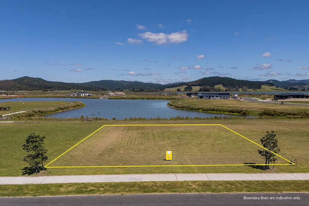 Matarangi LAKEFRONT BEAUTY