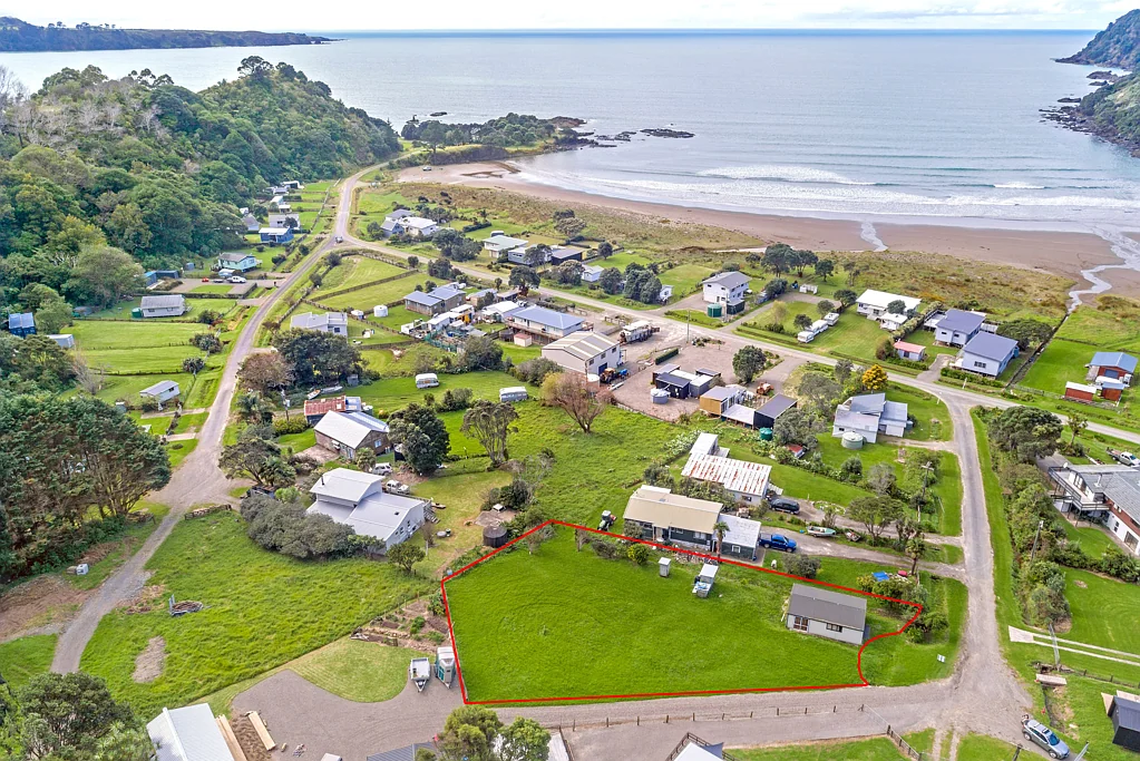 Hicks Bay Prime position, stunning location
