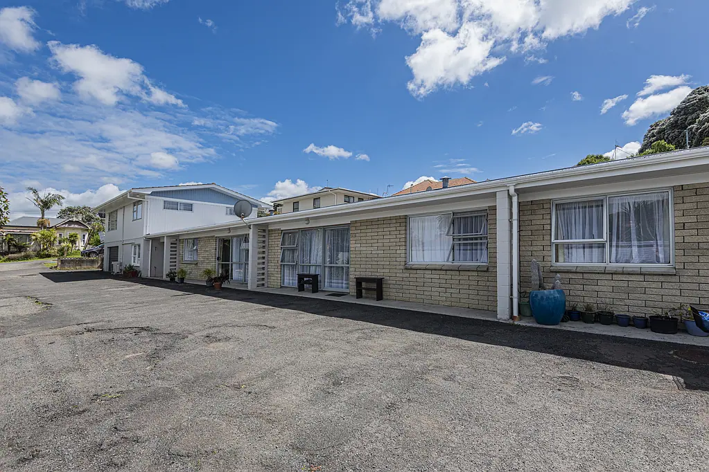 Dargaville 8कमरा Rare Investment Block of Flats