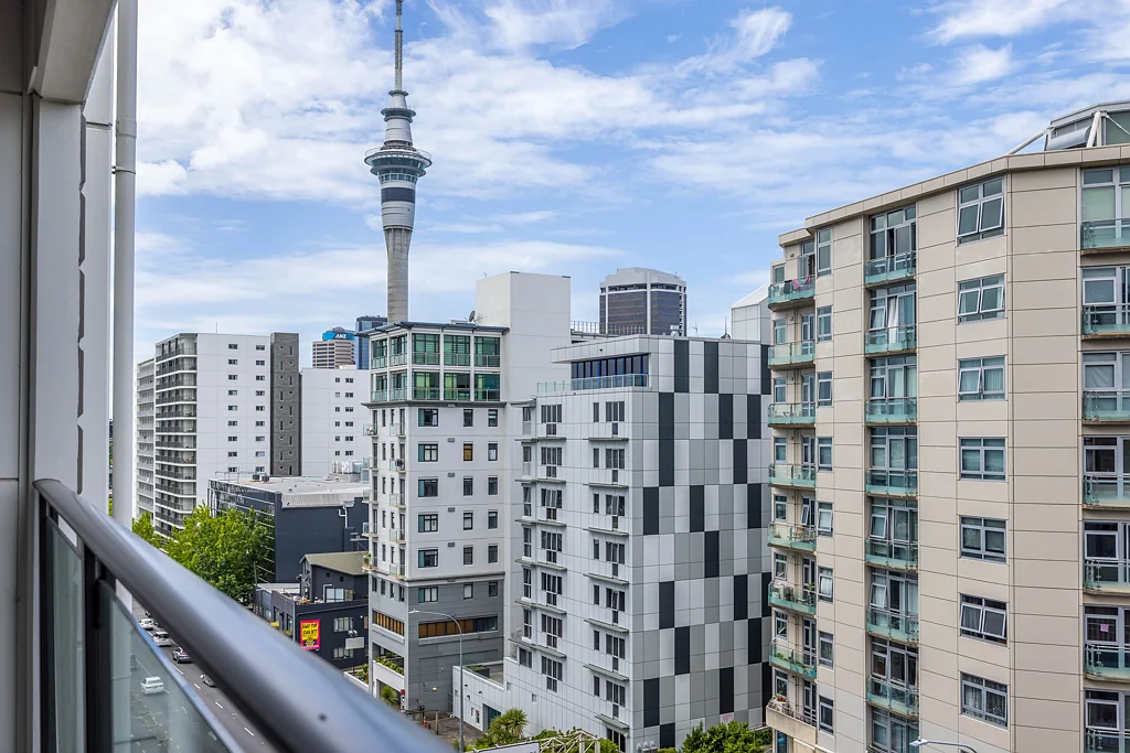 Auckland Central 2ห้องนอน "Sharp New Price - Incredible Value"