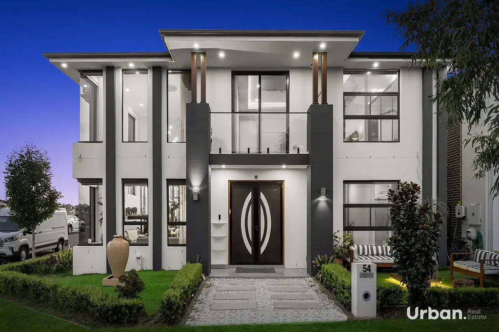 Marsden Park 5 Slaapkamer Prime North-East Facing Front Door on a Large Corner Block