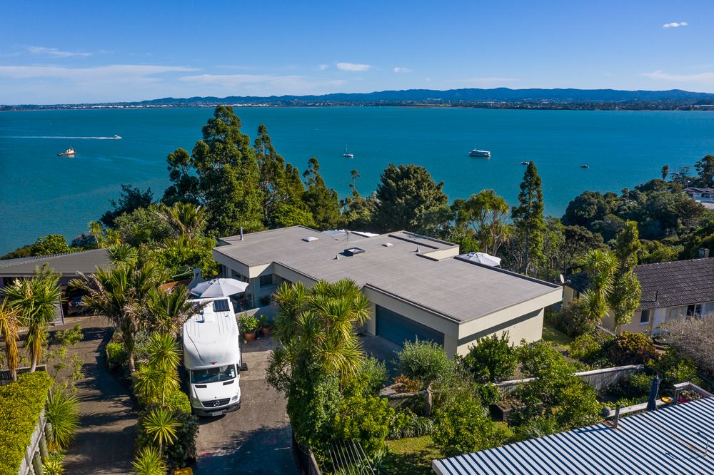 92 Island Bay Road, Beach Haven, Auckland - North Shore, 3 phòng ngủ, 0 phòng tắm