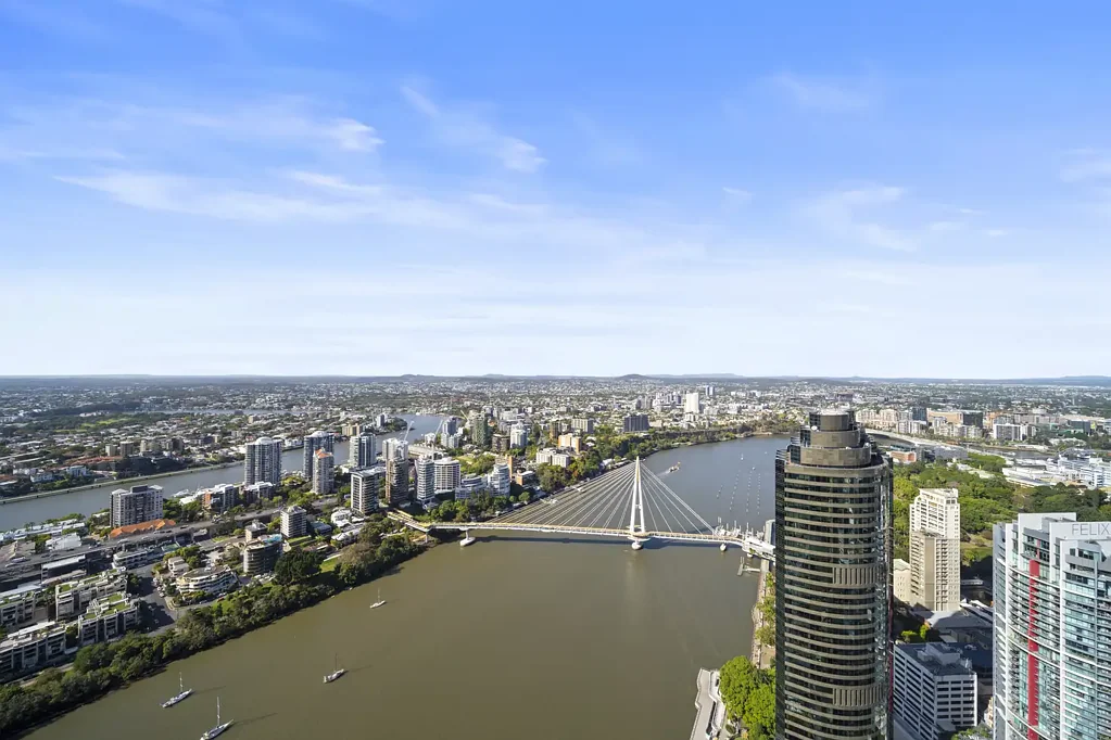 Luxury Fully Furnished  Skyhome in the Iconic Riparian Plaza