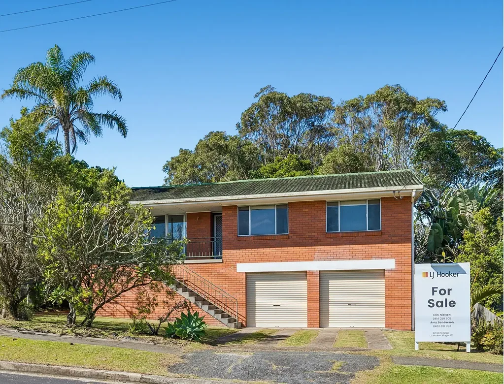 Kingscliff 3房  Original Coastal Charm With Endless Potential on Kingscliff Hill