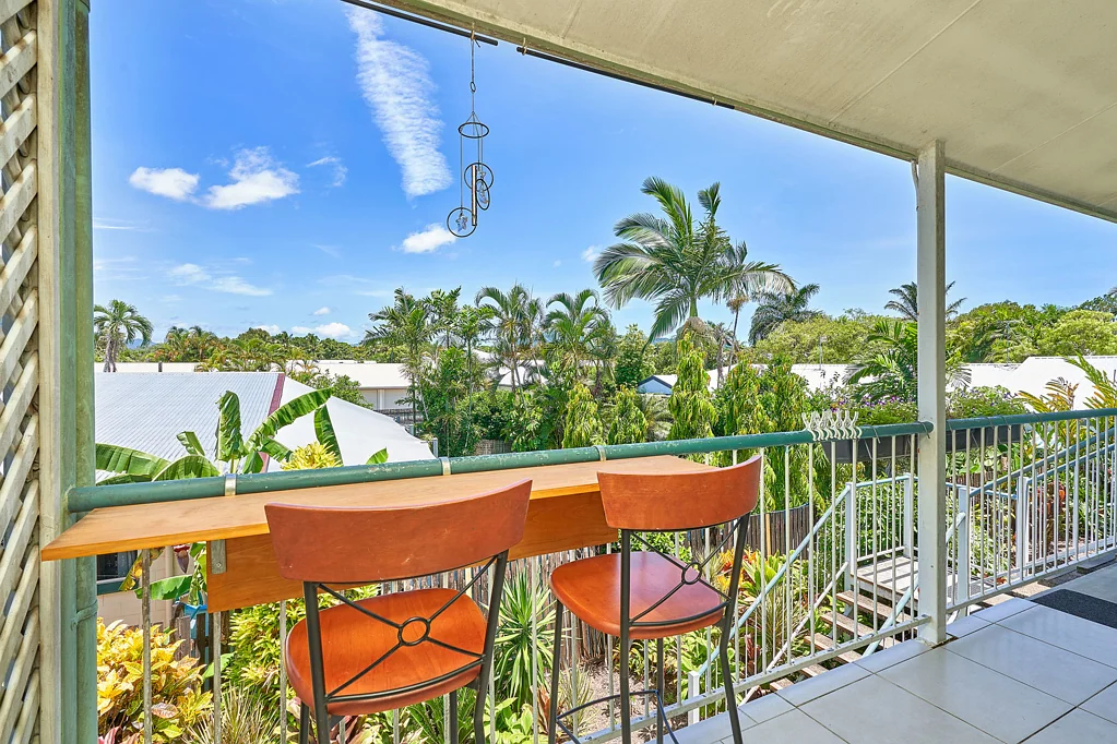 5/346-348 Mccoombe Street, Mooroobool, QLD 4870