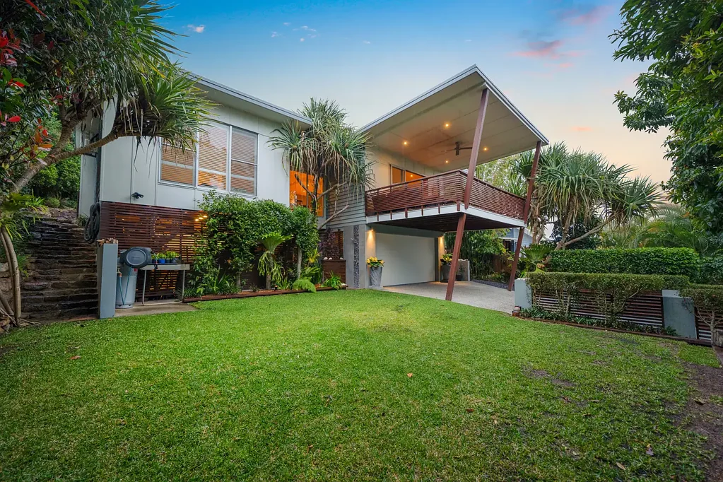 Mount Coolum 4બેડરૂમ Warrack's Secret: Serenity at Home, Surf Around the Corner