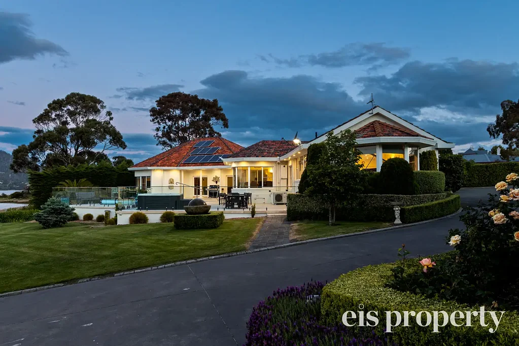 5 Strathaven Drive, Rosetta, TAS 7010
