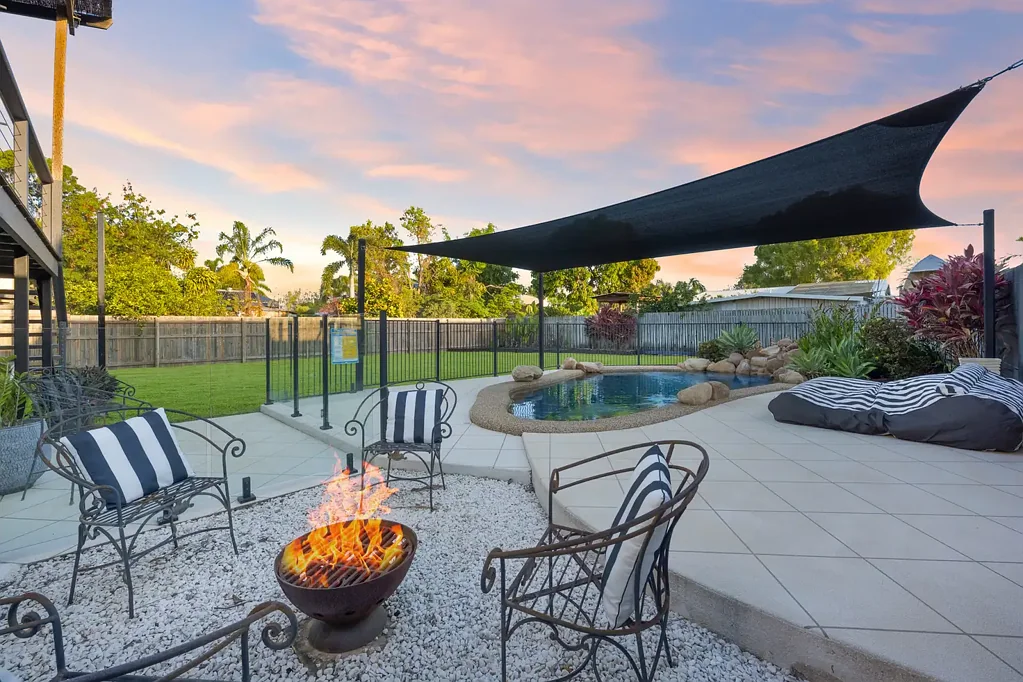 6 Haymarket Street, Hyde Park, QLD 4812