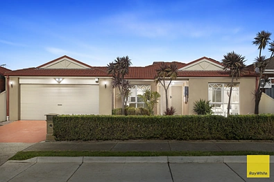 17 Thames Way, Roxburgh Park, VIC 3064, 3 slaapkamers, 2 badkamers, House
