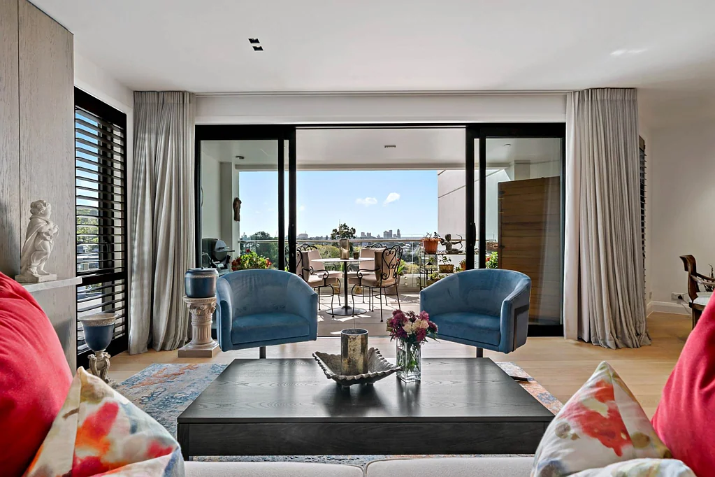 Crown Jewel of Remuera: The Executive Penthous...
