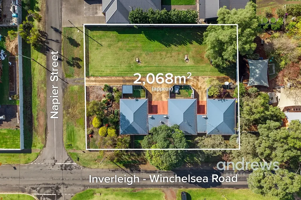 Inverleigh 6房  Solid Investment Opportunity – Three Units on One Title