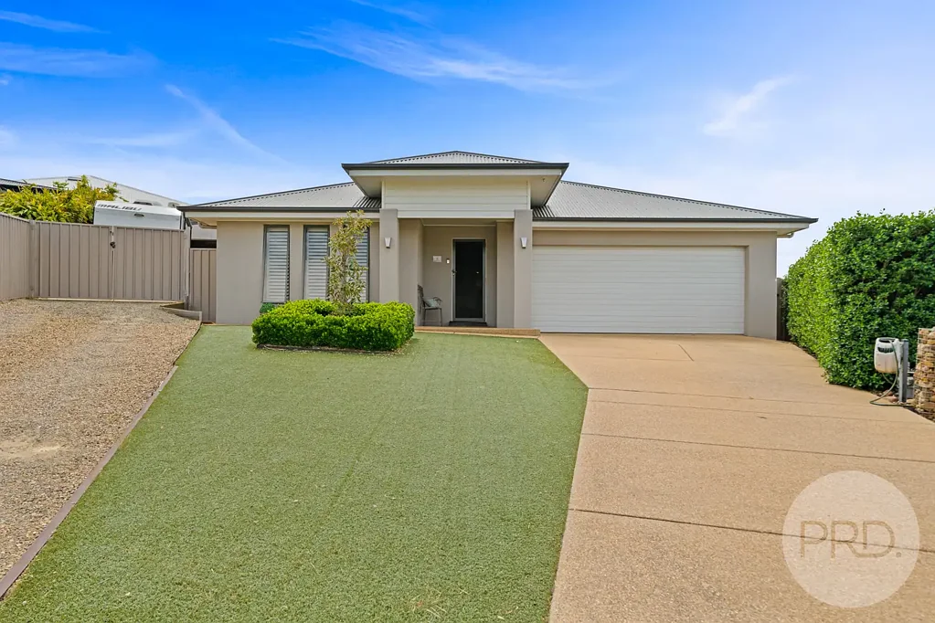 5 Tingwell Place, Lloyd, NSW 2650