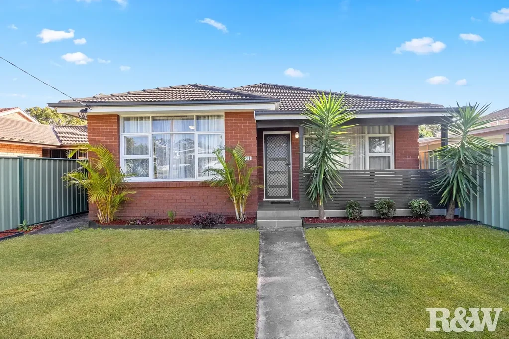 11 Melbourne Avenue, Umina Beach, NSW 2257