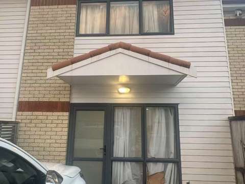Modern 2-Bedroom Townhouse in New Lynn