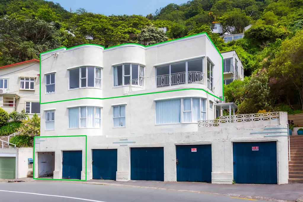Roseneath 3 Bedroom Art Deco Elegance with Panoramic Sea Views