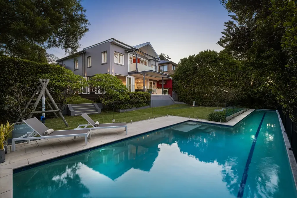 Northbridge 5ਬੈੱਡਰੂਮ Carefree comfort on a rear-north facing 873sqm