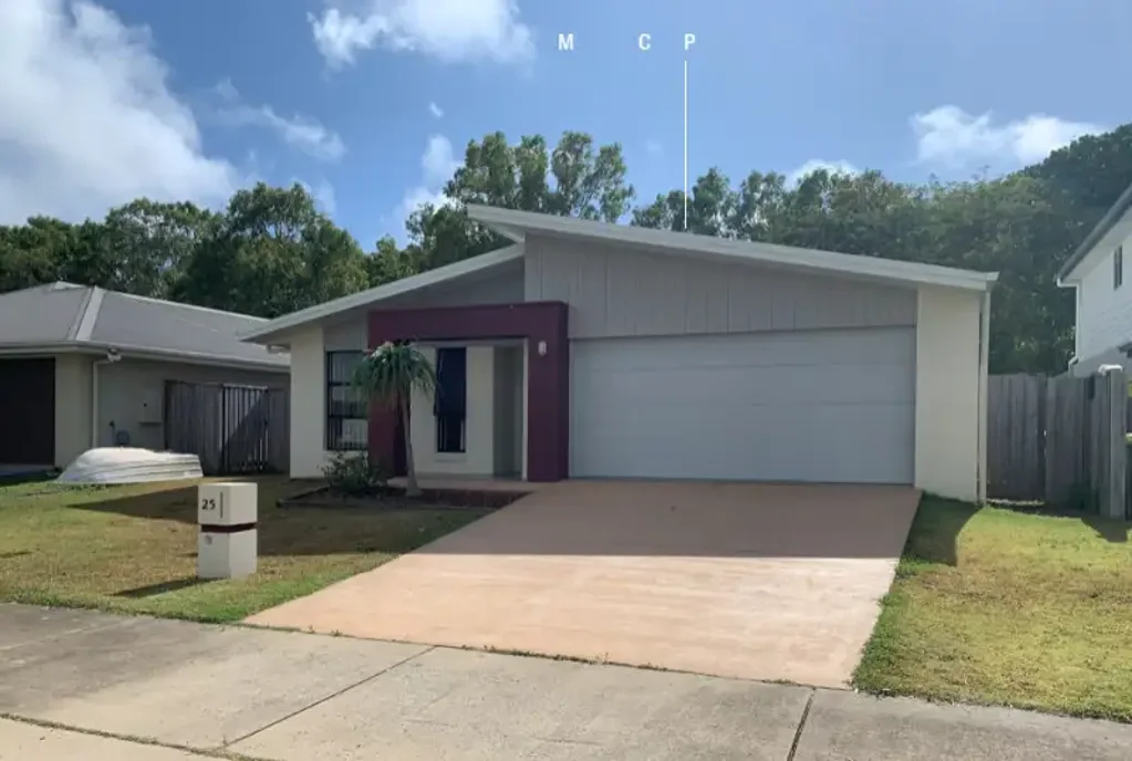 Located in a quiet location in Blacks Beach with no rear neighbours.