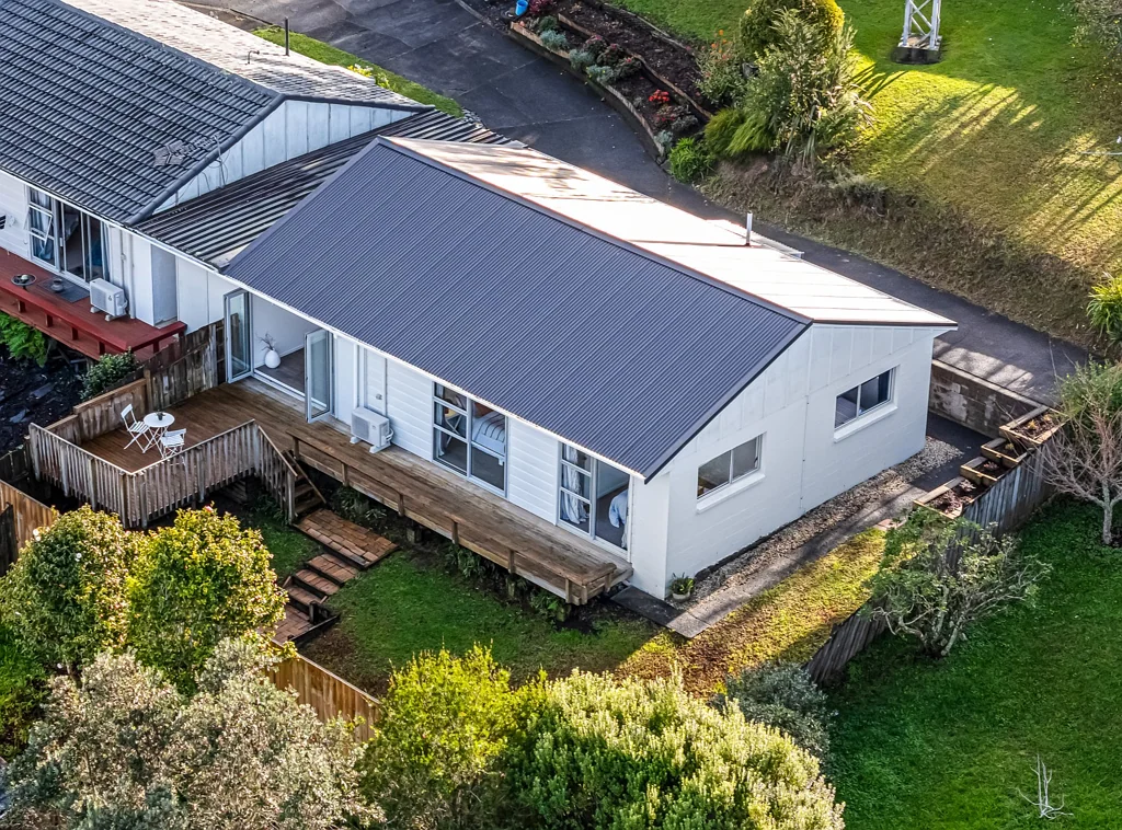 2/6 Leigh Terrace, Bayview, North Shore City, Auckland
