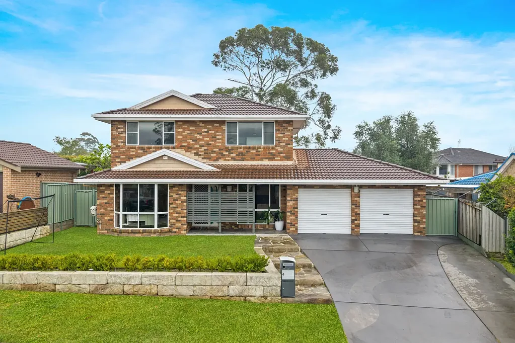 Kariong 6房  A Home of Grand Proportions!
