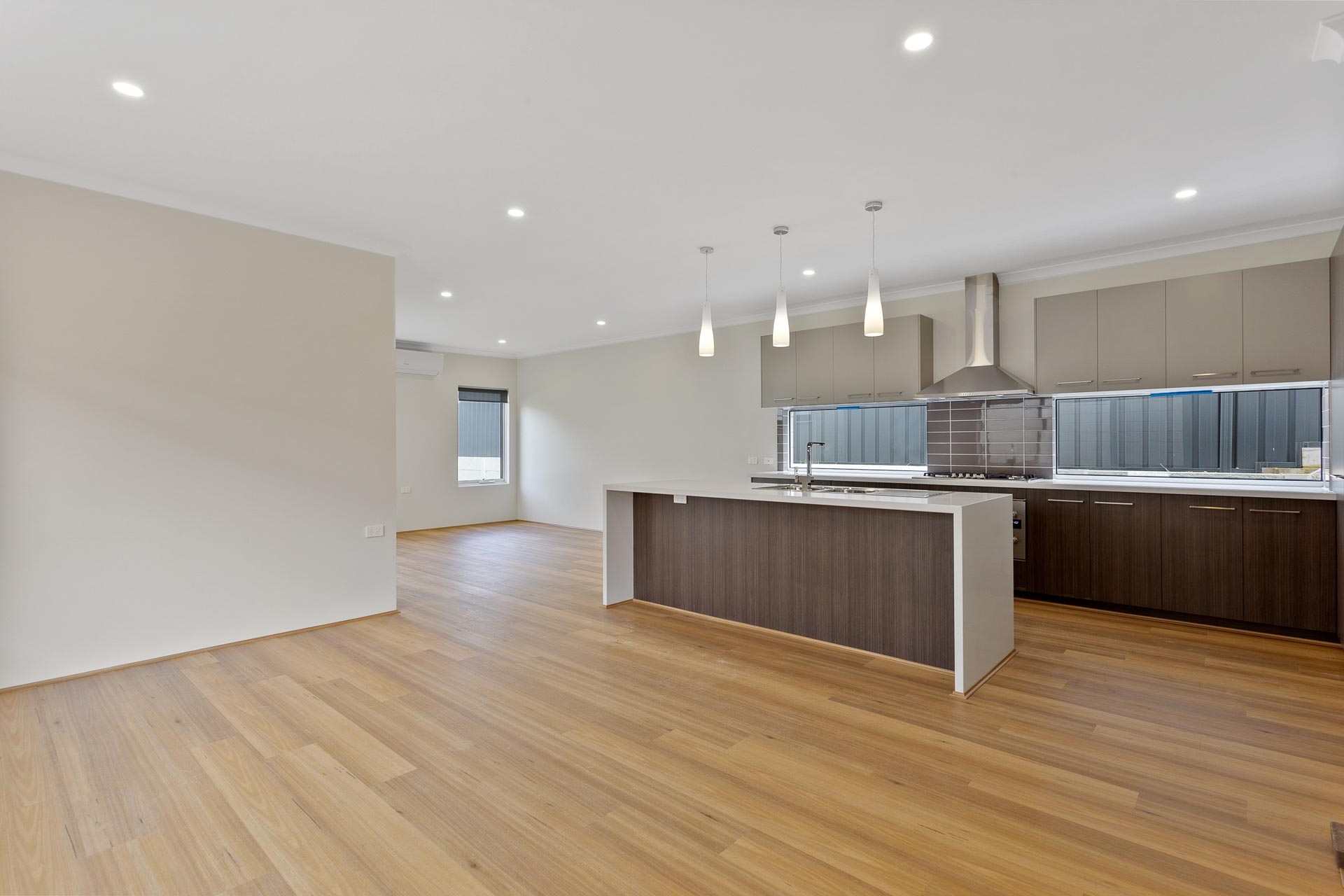 9 ALMONDBURY ST, BAYSWATER WA 6053, 0部屋, 0バスルーム, House